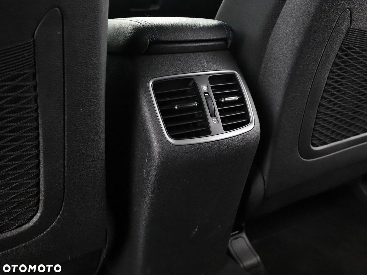Hyundai Tucson 1.6 GDi 2WD DCT Trend - 35
