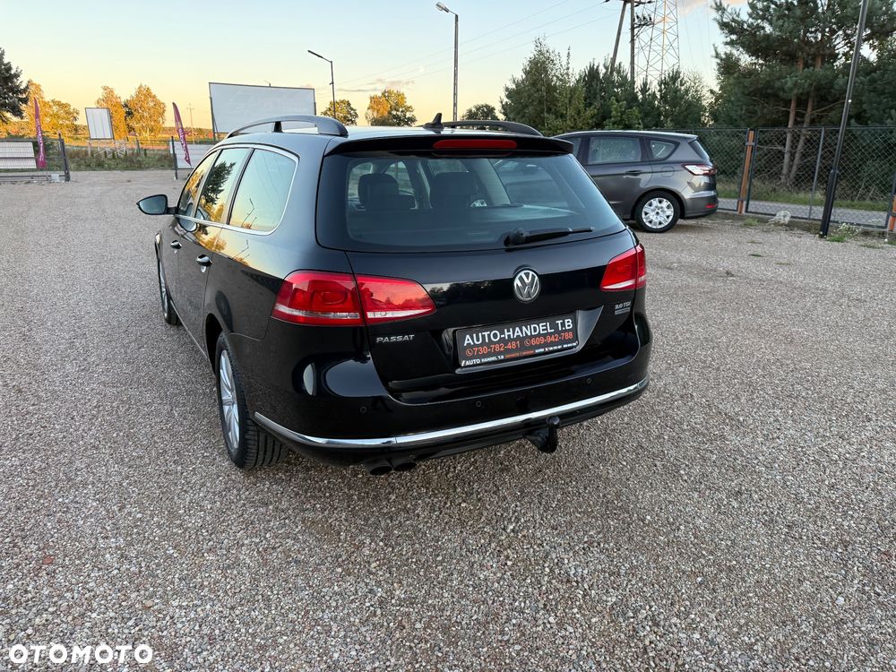 Volkswagen Passat - 10