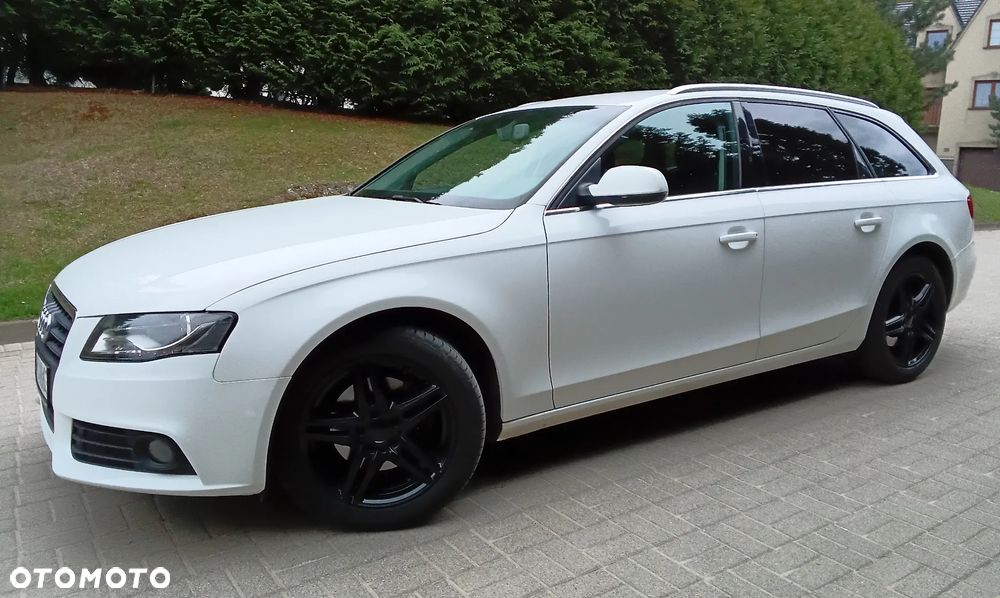 Audi A4 Avant - 15