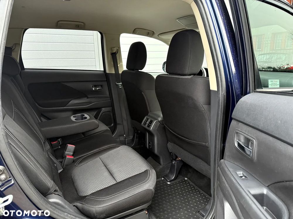 Mitsubishi Outlander 2.0 Intense + SDA 4WD CVT - 12