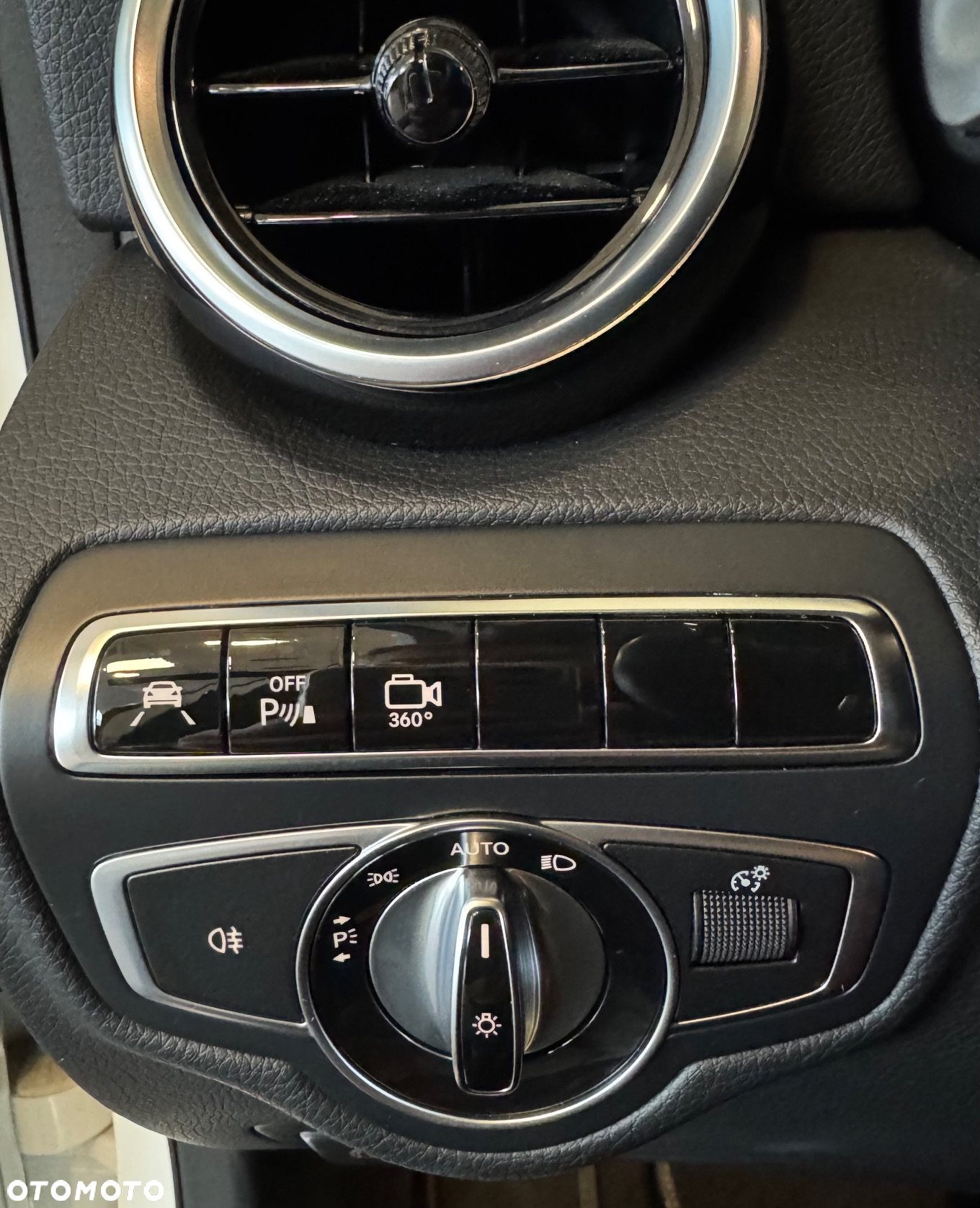 Mercedes-Benz GLC 220 d 4-Matic - 18