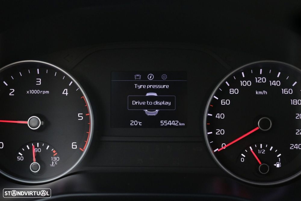 Kia Sportage 1.6 CRDi ISG MHEV Urban - 38