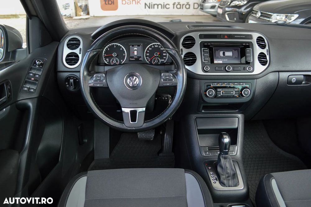 Volkswagen Tiguan 2.0 TDI 4Motion DSG Sport & Style - 27