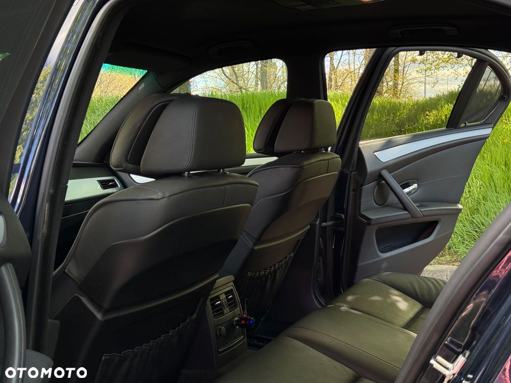 BMW Seria 5 525i Edition Sport - 14