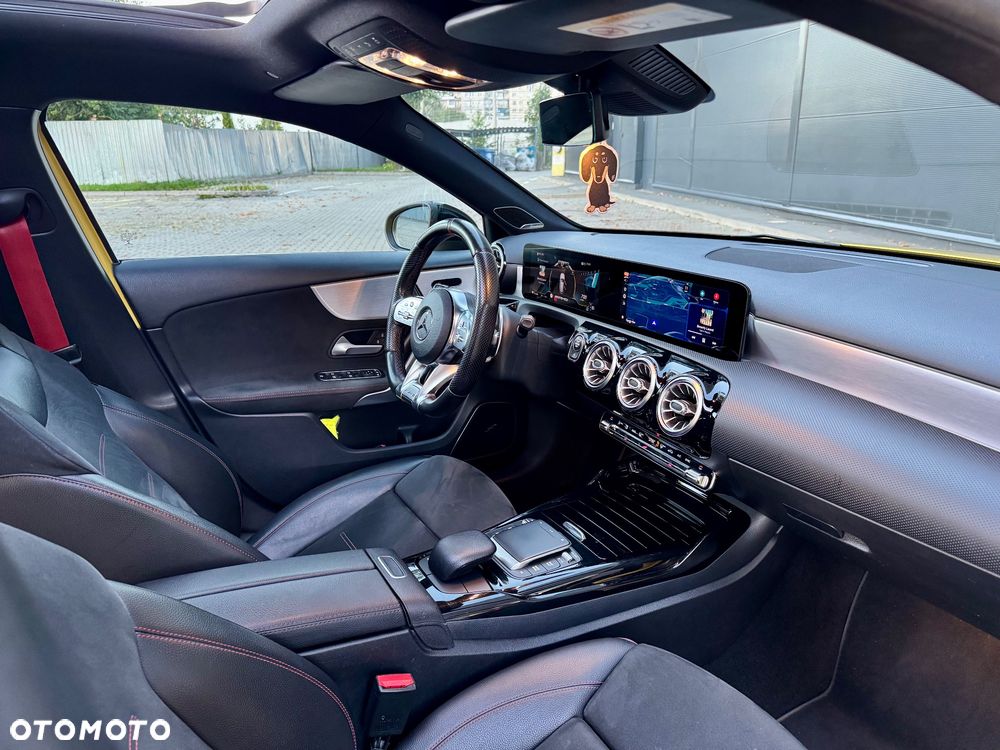 Mercedes-Benz Klasa A 35 AMG 4-Matic 7G-DCT - 16