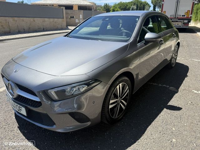 Mercedes-Benz A 250 e Style Plus - 2
