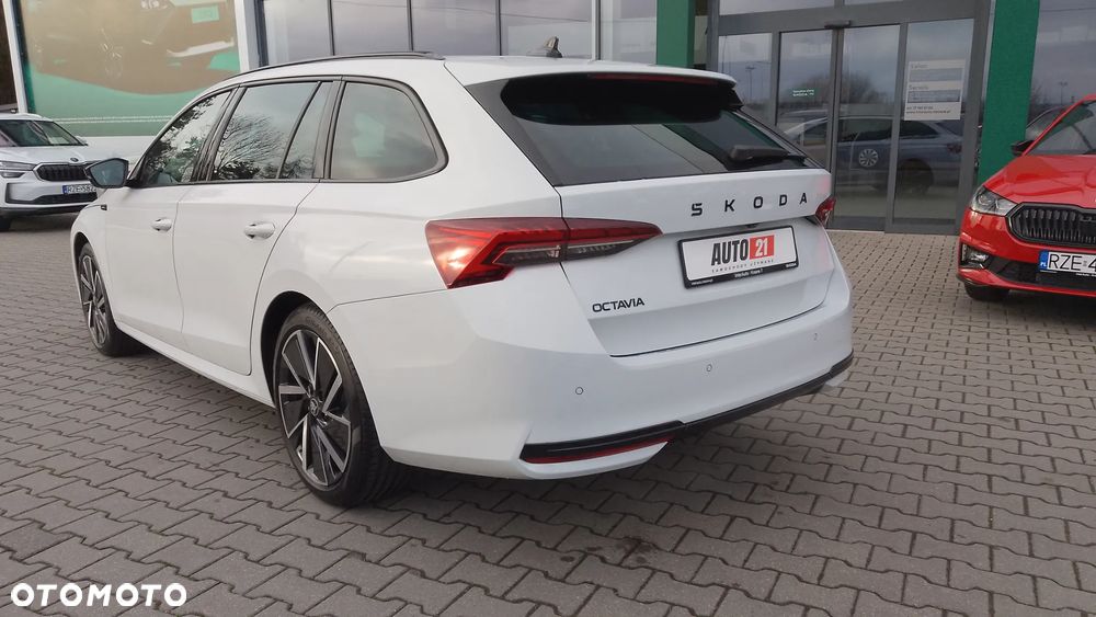Skoda Octavia 1.5 TSI e-TEC DSG Sportline - 8