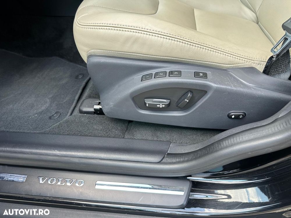 Volvo XC 60 D4 Geartronic Momentum - 18