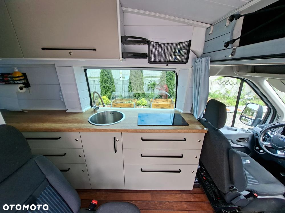 Ford Transit - 9