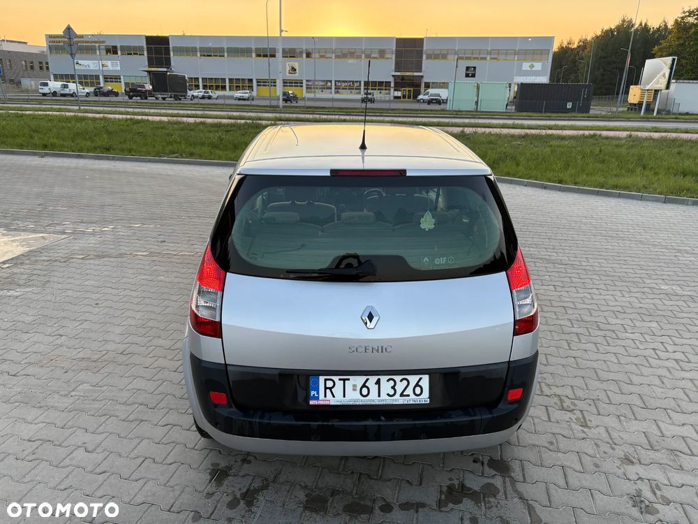 Renault Scenic 1.6 16V Expression - 7