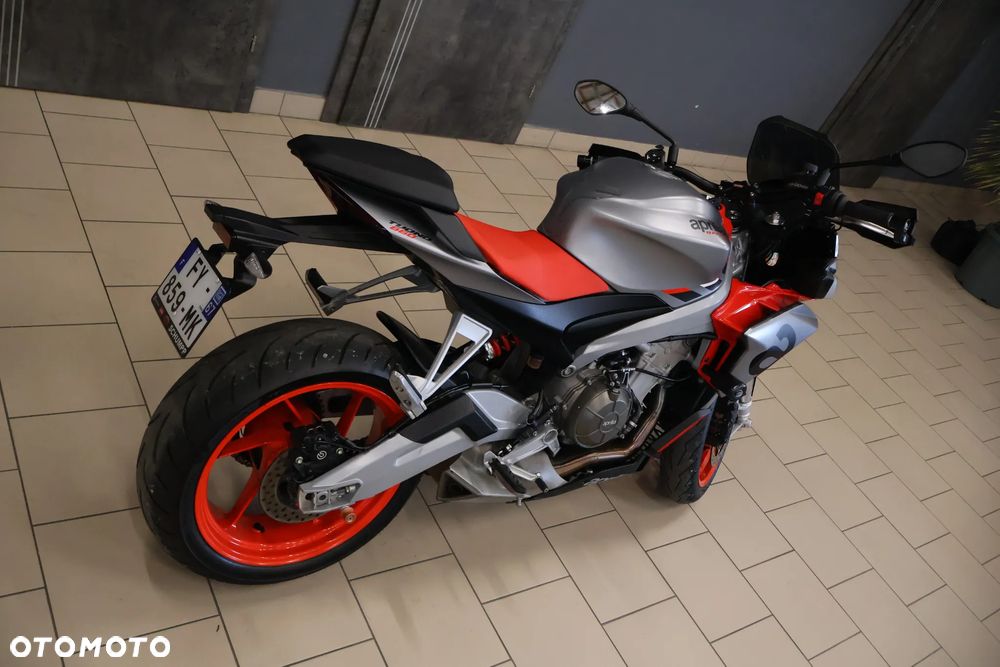 Aprilia Tuono - 3