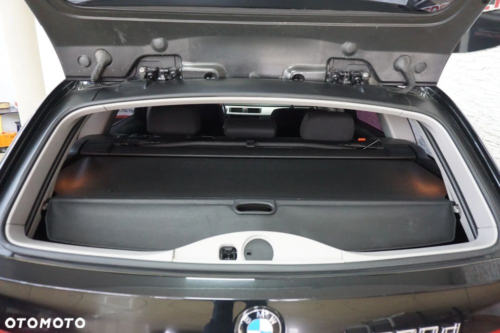 BMW Seria 3 320d DPF - 18