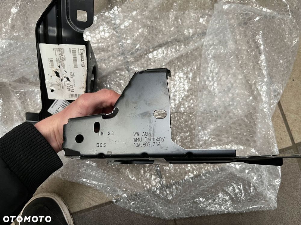 mocowanie wspornik lampy lewe prawe vw id3 nowe - 4
