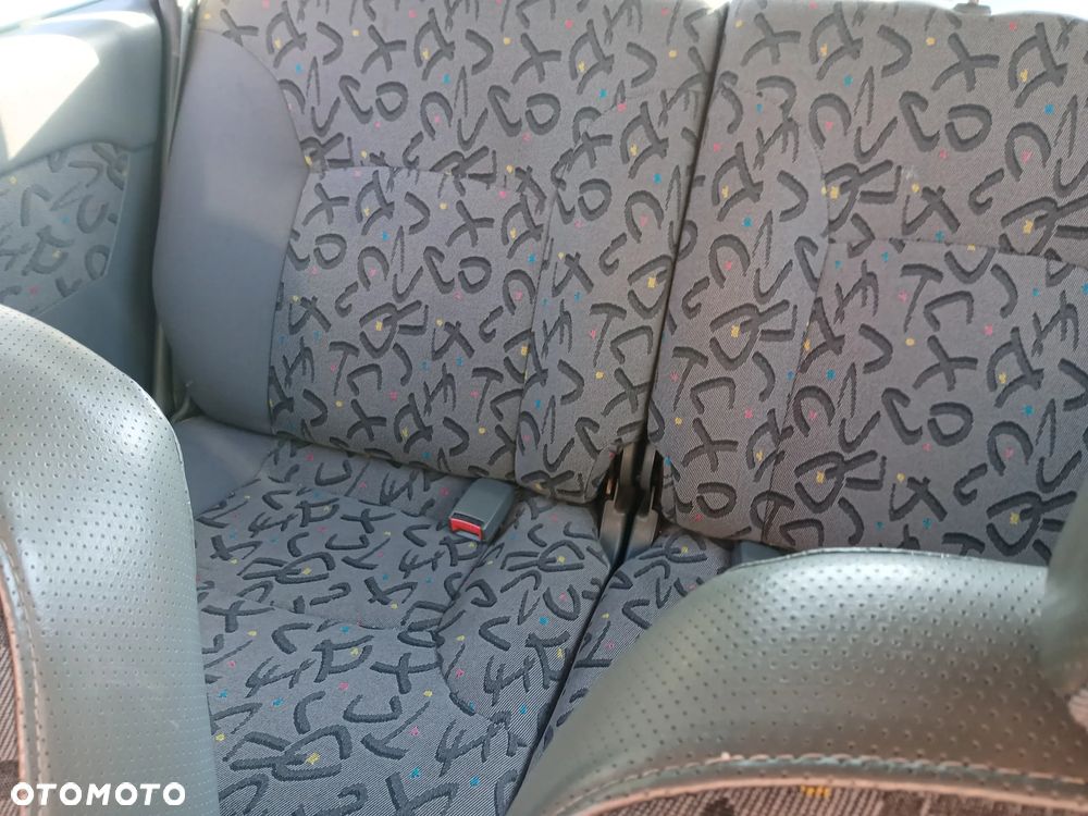 HYUNDAI ATOS PRIME TR fotel fotele kanapa deska kokpit podsufitka boczek boczki klamka - 8