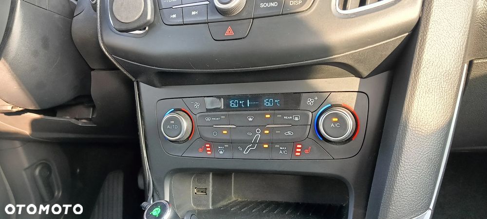 Ford Focus 1.5 TDCi DPF Start-Stopp-System ST-Line - 9