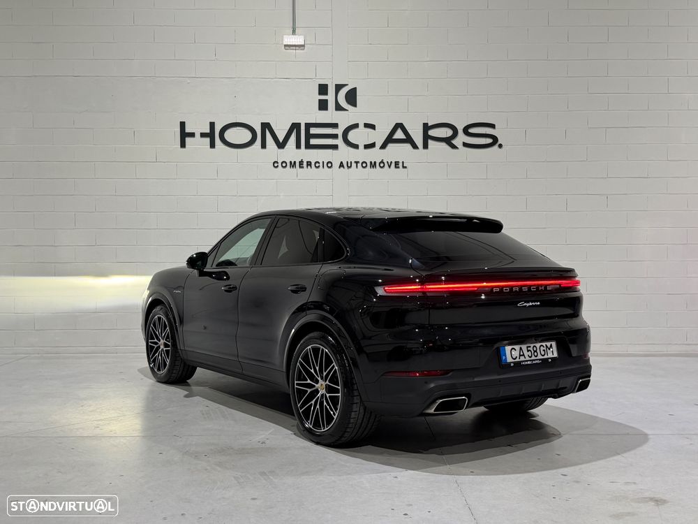Porsche Cayenne Coupé E-Hybrid - 13