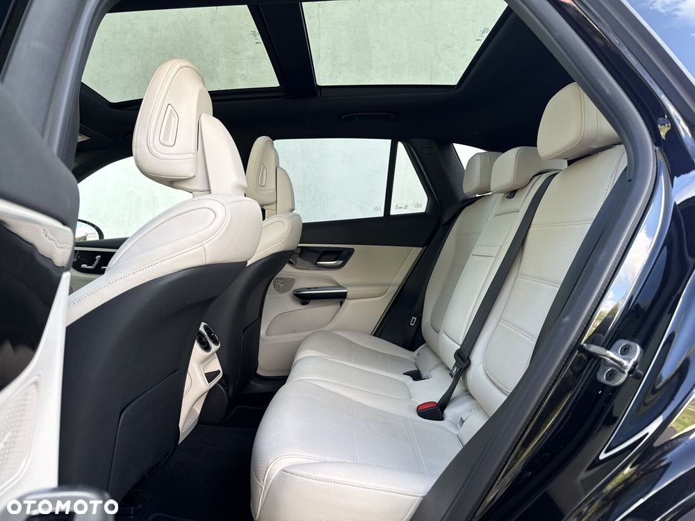 Mercedes-Benz GLC - 17
