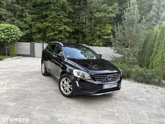 Volvo XC 60 D5 AWD Momentum - 22