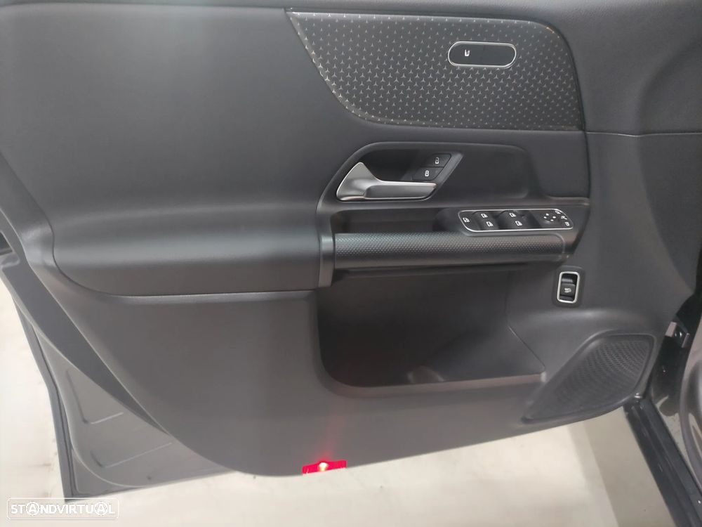 Mercedes-Benz B 180 d - 6