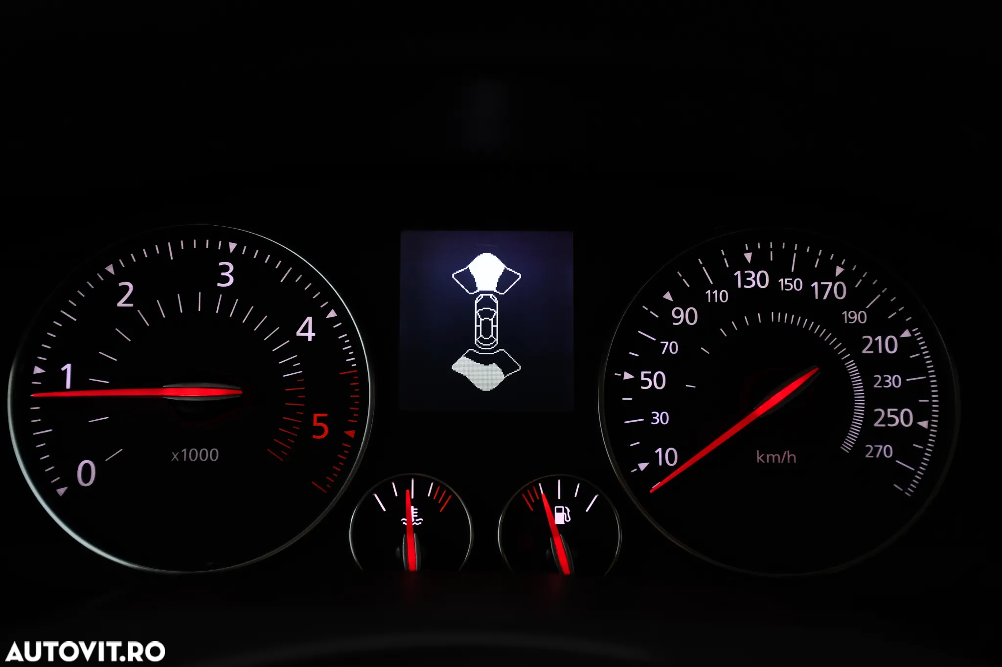 Renault Laguna 2.0 dCi FAP Initiale - 21