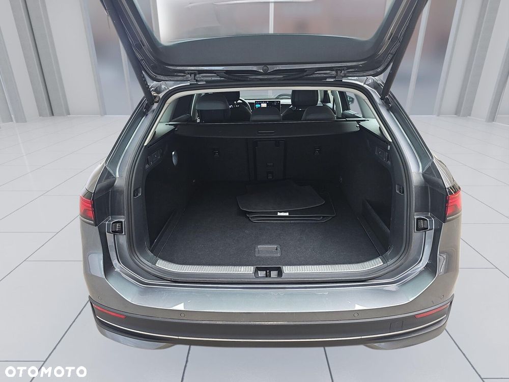 Volkswagen Passat - 20