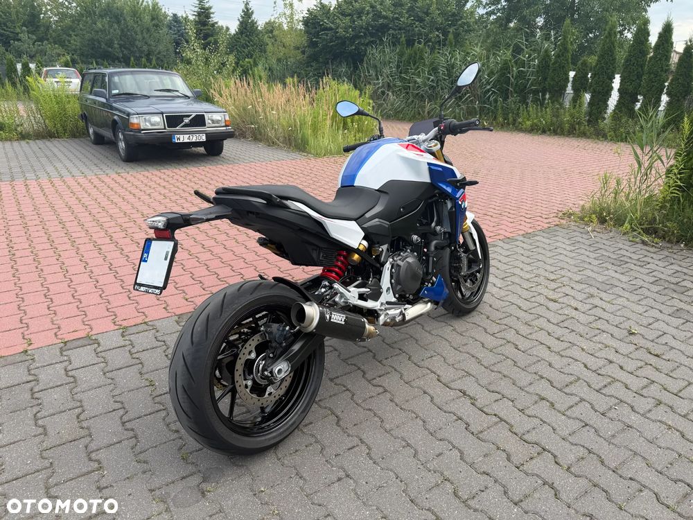 BMW F - 4