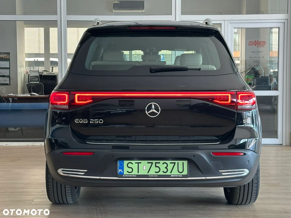 Mercedes-Benz EQB 250 66.5kWh Progressive - 39