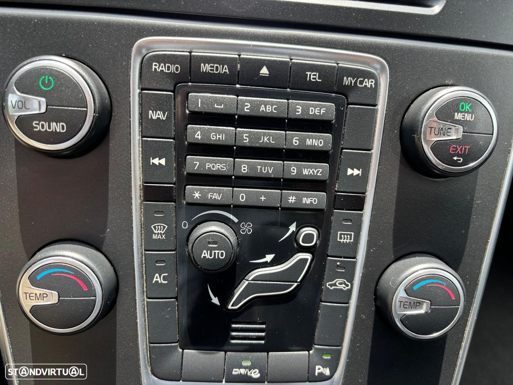 Volvo V60 DRIVe - 29