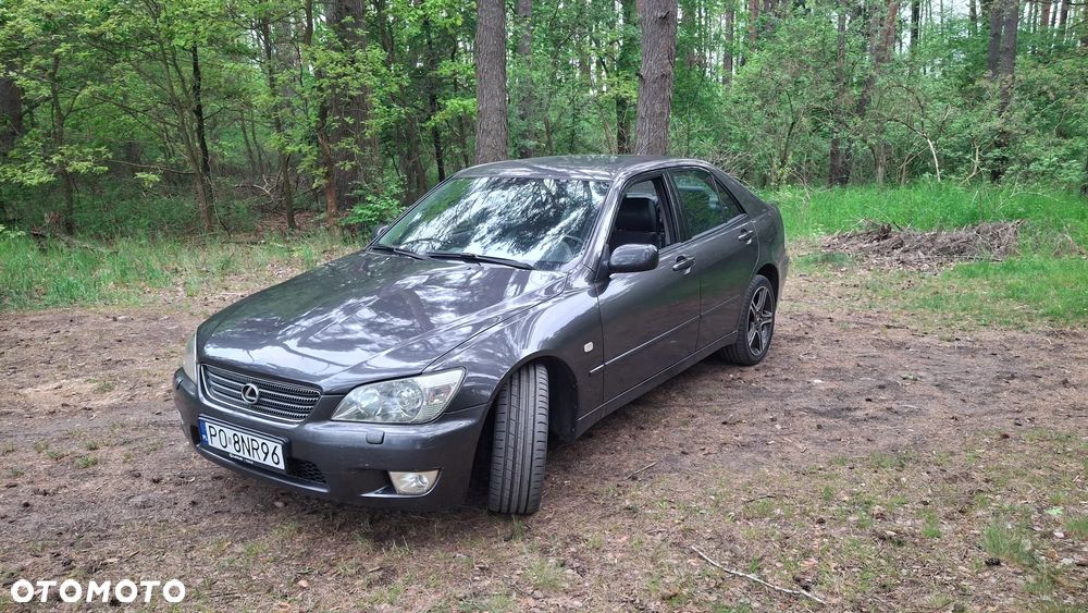 Lexus IS 200 Classic - 2