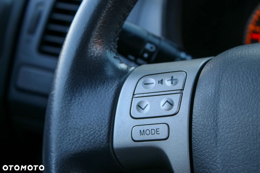 Toyota Auris 1.6 VVT-i Sol - 36