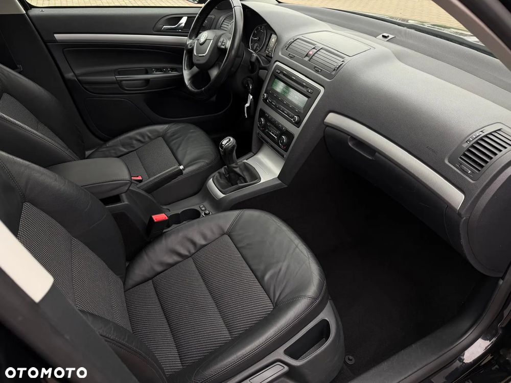 Skoda Octavia 1.8 TSI IMPULS EDITION - 11