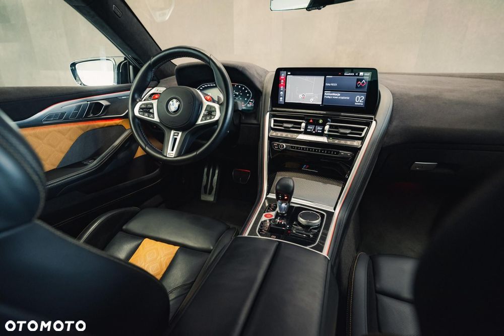 BMW M8 Competition - 17