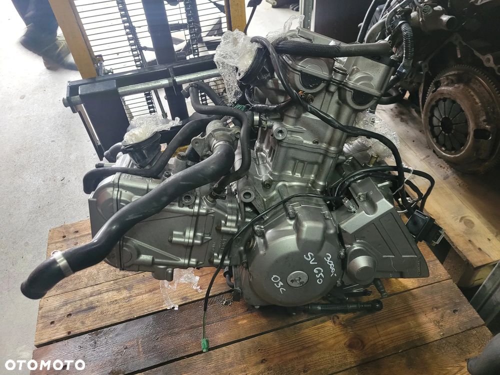 Suzuki SV650 03< Silnik - 2