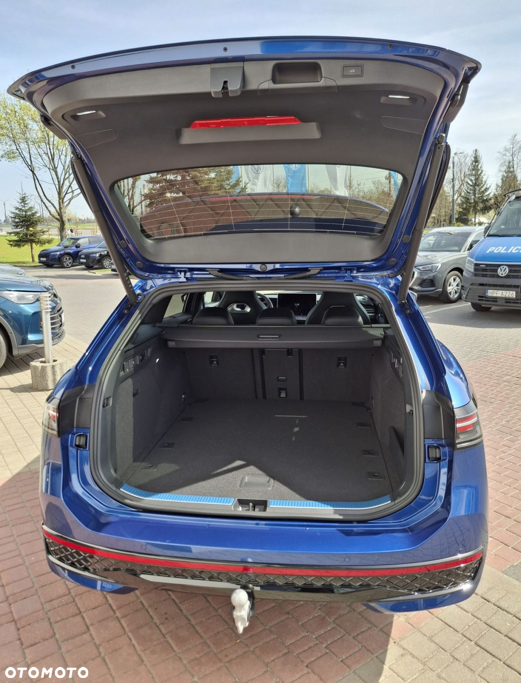 Volkswagen Passat 2.0 TDI SCR 4Mot R-Line DSG - 11