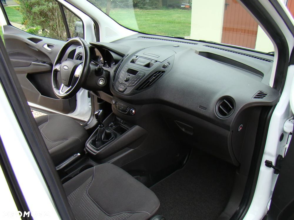Ford TRANSIT COURIER - 17
