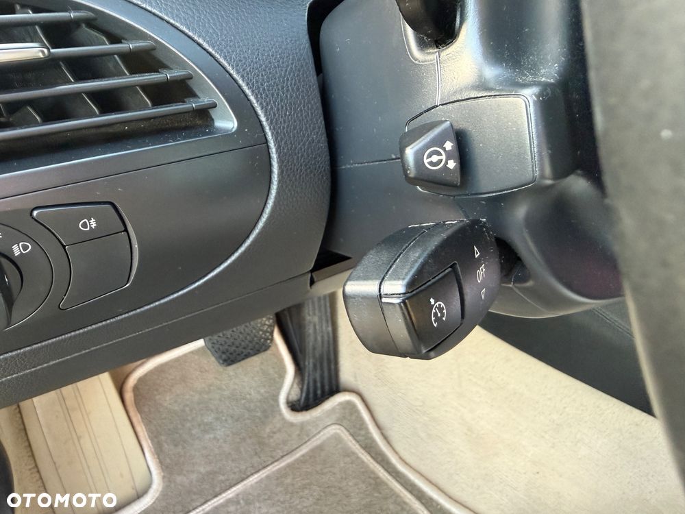 BMW Seria 6 630 i - 22