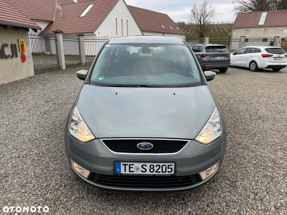 Ford Galaxy 2.0 TDCi Ambiente - 2