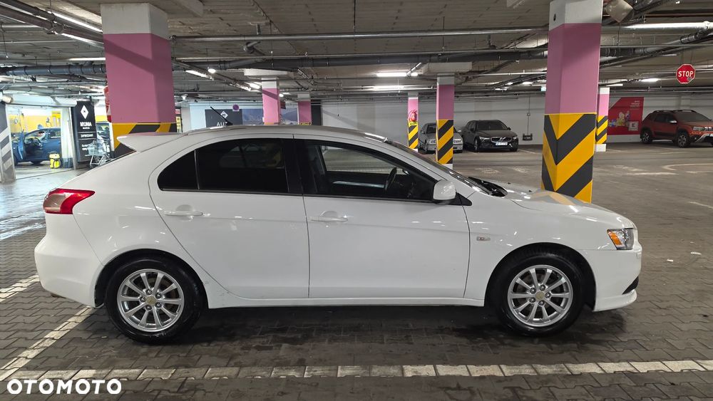 Mitsubishi Lancer 1.8 DID Invite - 4