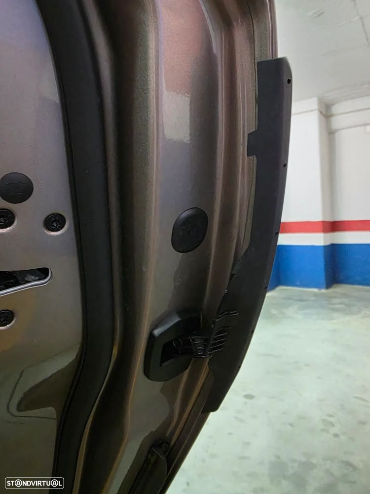 Ford Focus 1.5 TDCi ECOBlue Vignale - 22