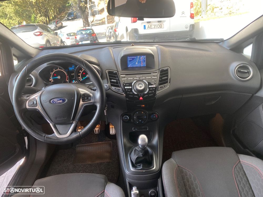 Ford Fiesta 1.0 T EcoBoost STLine - 15
