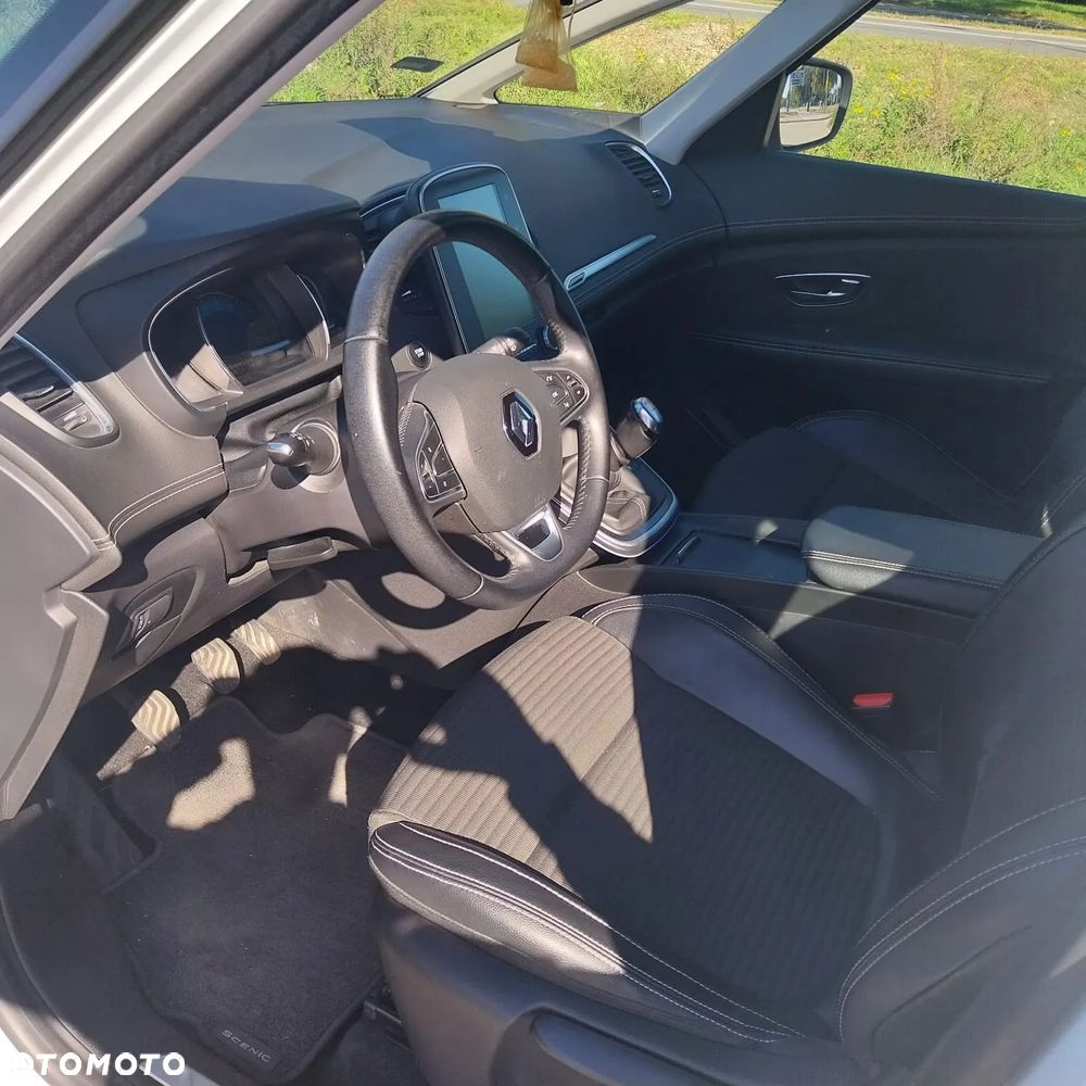 Renault Scenic 1.6 dCi Intens - 6