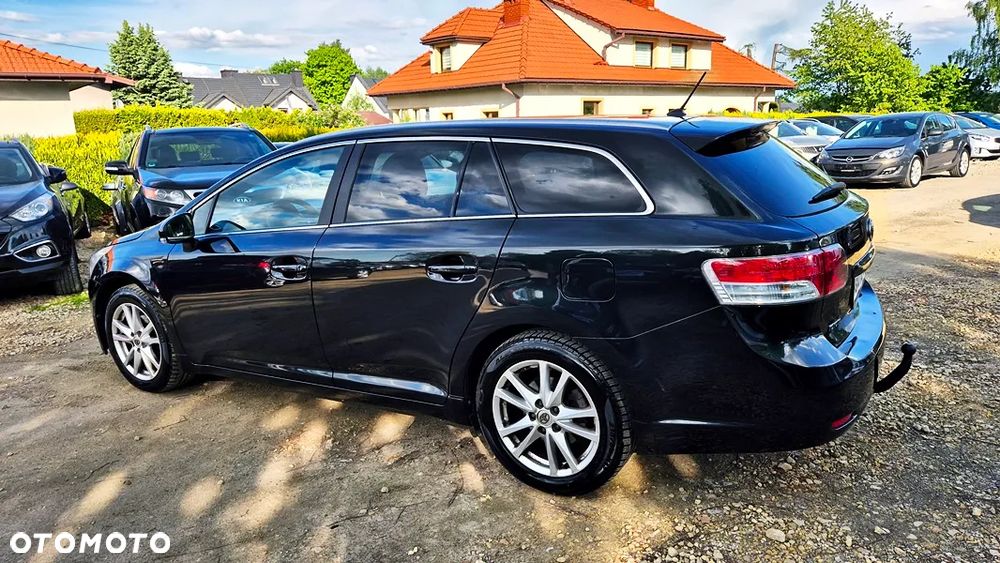 Toyota Avensis Touring Sports 1.8 Executive - 21