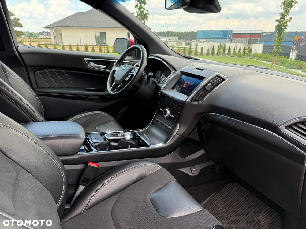 Ford Edge - 15