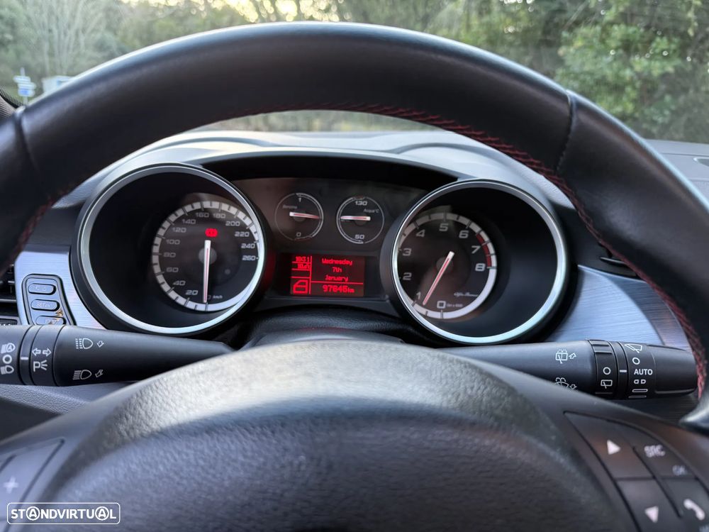 Alfa Romeo Giulietta ver-1750-tbi-quadrifoglio-verde - 18