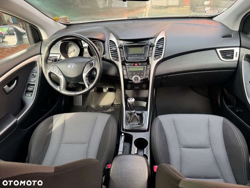 Hyundai i30 - 12