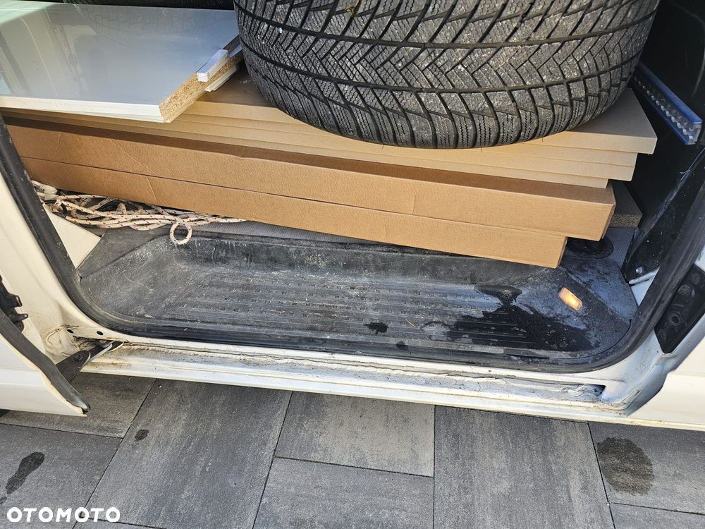 Volkswagen Transporter - 9