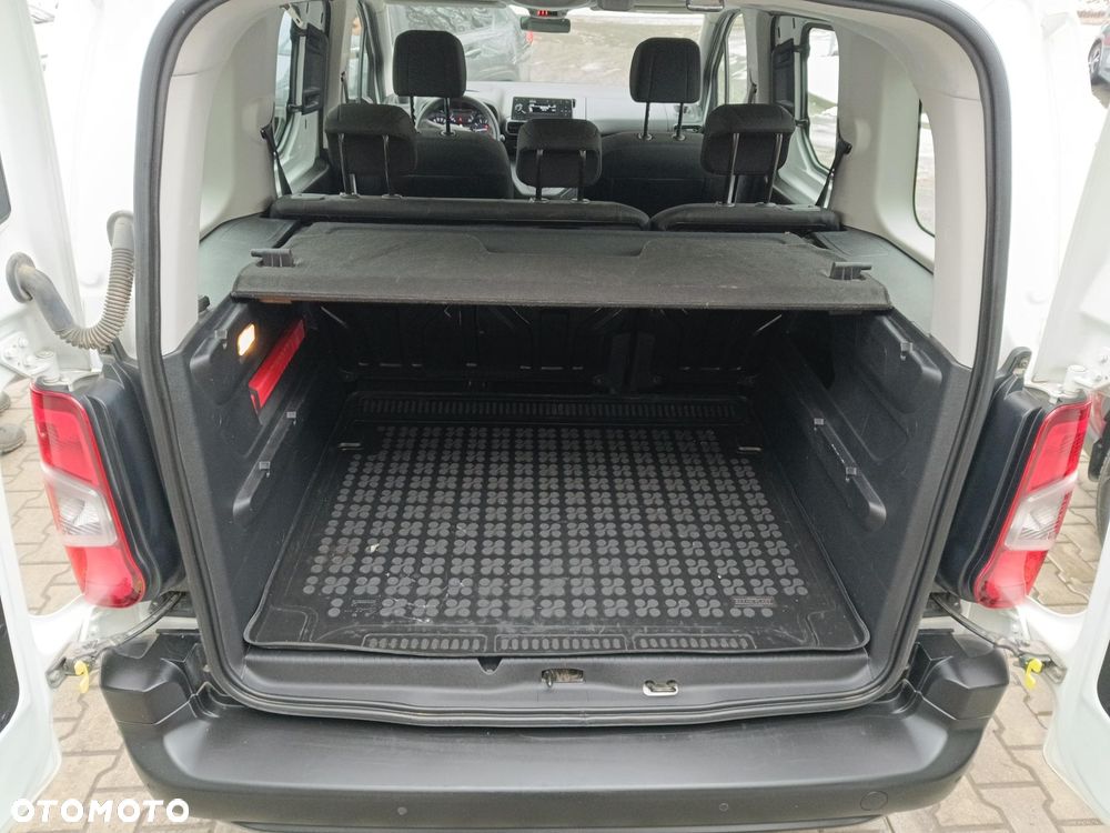 Toyota Proace City Verso 1.2 D-4T Combi - 13