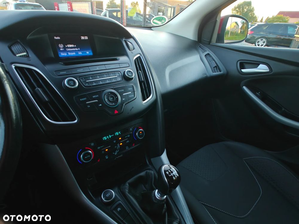 Ford Focus - 12