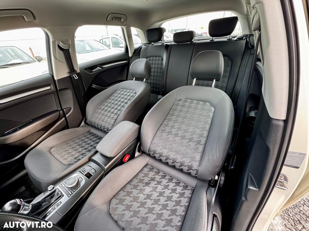 Audi A3 1.6 TDI ack (clean diesel) S tronic Ambiente - 27