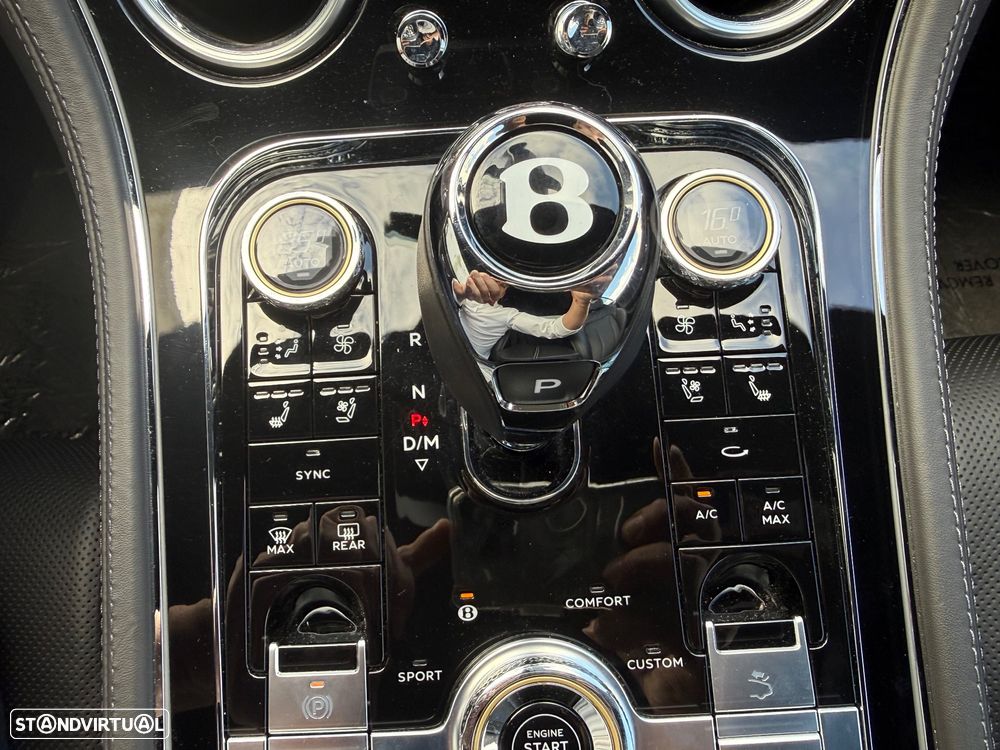 Bentley Continental V8 S - 38